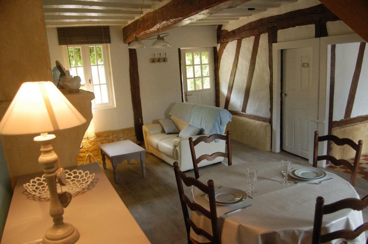 La Chaiserie La Croix-Saint-Leufroy Esterno foto